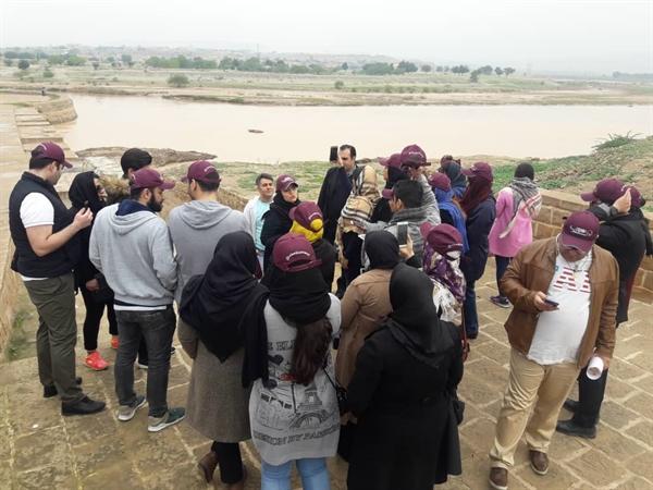 نمایندگان تعدادی از دفاتر مسافرتی از جاذبه های گردشگری خوزستان دیدن کردند
