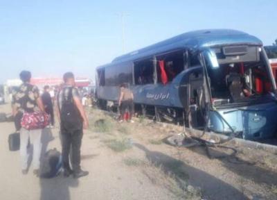 برخورد مرگبار اتوبوس یزد ، تهران با نیوجرسی؛ 2 کشته و 12 مصدوم ، یک مرد و یک زن از اتوبوس به بیرون پرتاب شدند