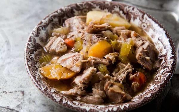 طرز تهیه خورش بوقلمون مجلسی